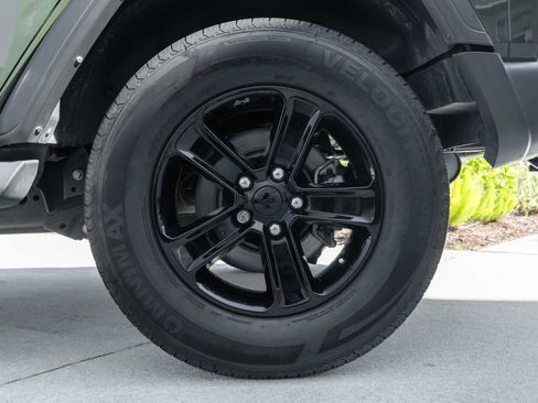 Used 2021 Jeep Wrangler Unlimited Sport image 30