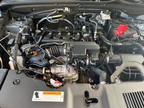 Certified 2025 Acura ADX AWD image 30