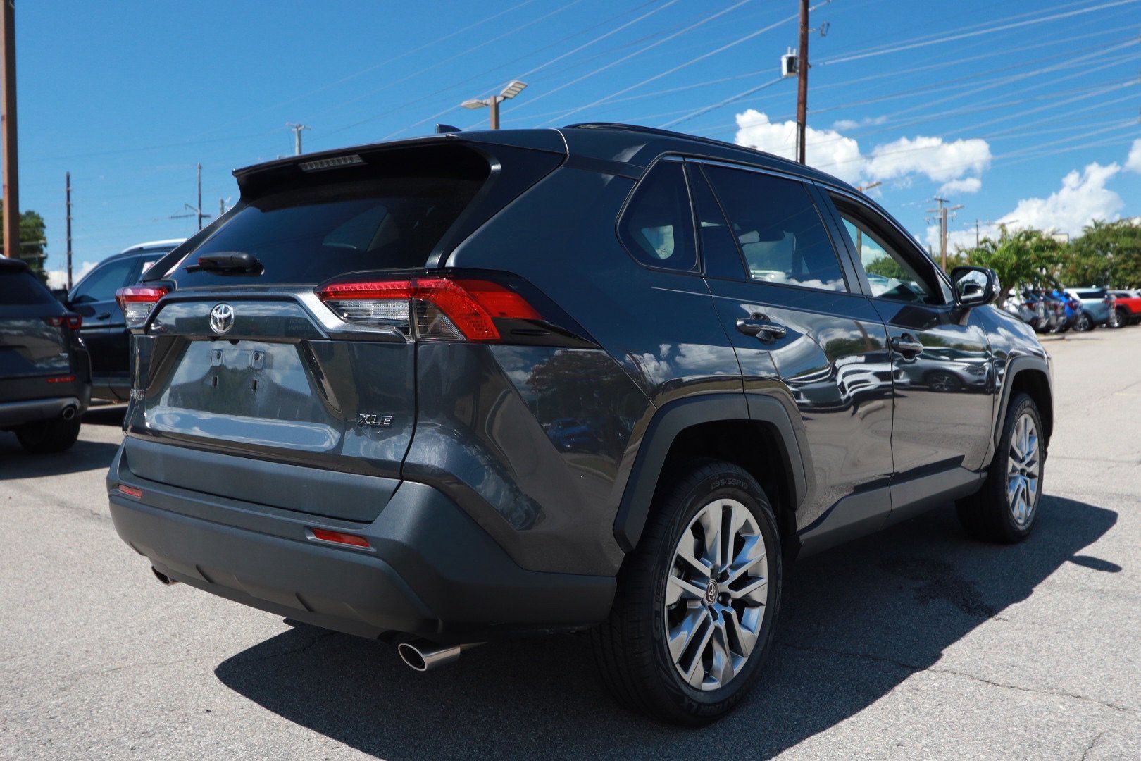 Used 2024 Toyota RAV4 XLE Premium w/ Weather Package FWD image 5
