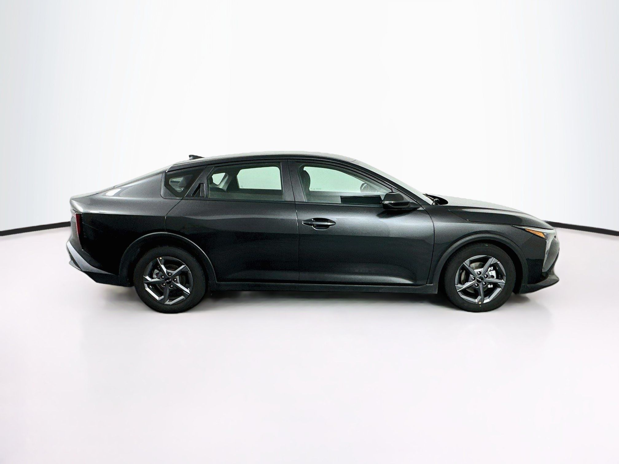Used 2025 Kia K4 FWD image 10