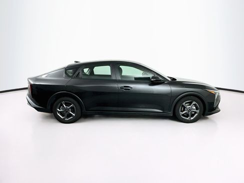 Used 2025 Kia K4 FWD image 10