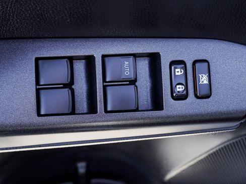 Certified 2018 Toyota RAV4 XLE image 19