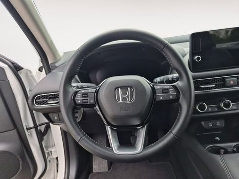 Used 2026 Honda HR-V EX-L image 12