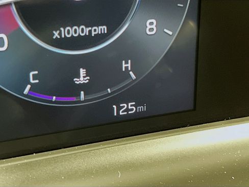 New 2026 Kia Seltos SX w/ SX Sunroof Package image 18