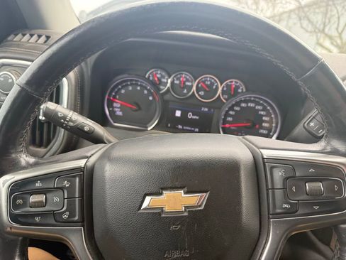Used 2019 Chevrolet Silverado 1500 LTZ image 11