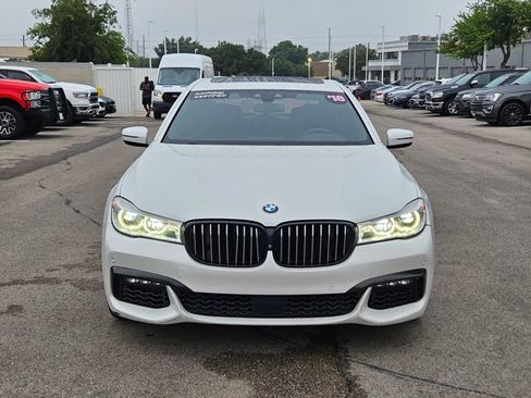 Used 2016 BMW 750i xDrive image 2