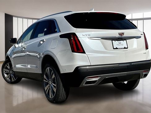New 2026 Cadillac XT5 Premium Luxury w/ Driver Assist Package image 3