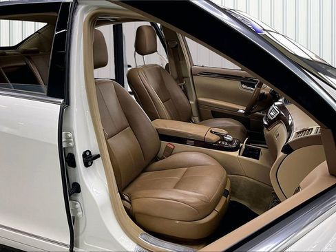 Used 2009 Mercedes-Benz S 550 4MATIC image 31