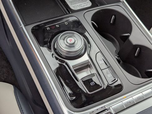 New 2026 Kia Carnival SX FWD image 33