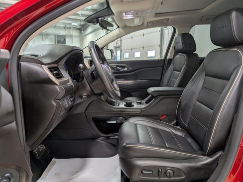 Used 2021 GMC Acadia Denali w/ Denali Technology Package image 14