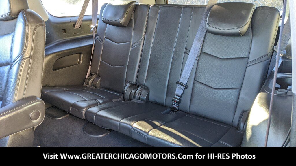 Used 2017 Cadillac Escalade ESV Luxury AWD/4WD image 23