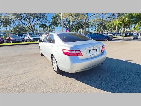 Used 2009 Toyota Camry image 38