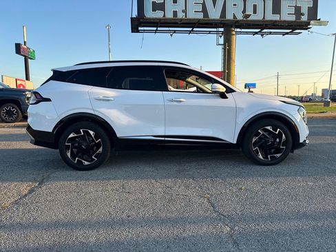 Used 2023 Kia Sportage SX image 7