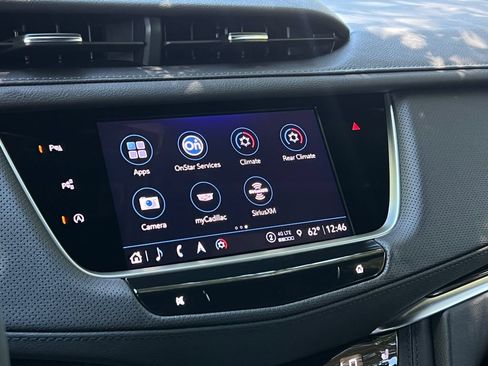 New 2026 Cadillac XT5 Premium Luxury w/ LPO, ONYX Package FWD image 39
