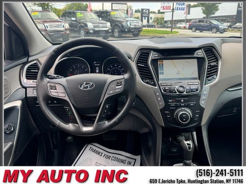 Used 2015 Hyundai Santa Fe GLS w/ Option Group 03 AWD/4WD image 12