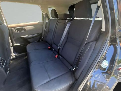 Used 2023 Nissan Rogue S AWD/4WD image 22
