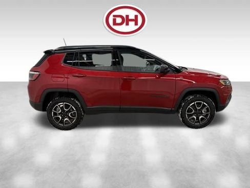 New 2026 Jeep Compass Trailhawk w/ Trailer Tow Group image 2