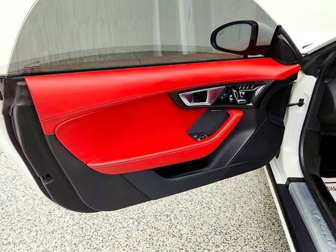 Used 2015 Jaguar F-TYPE S RWD image 11