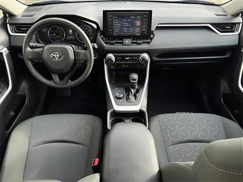 Used 2021 Toyota RAV4 XLE image 8