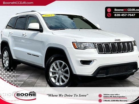 Used 2021 Jeep Grand Cherokee Laredo AWD/4WD image 1