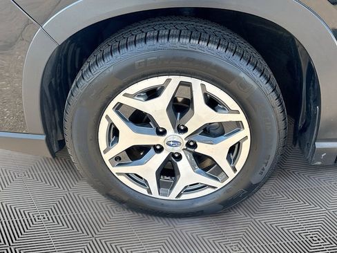 Used 2020 Subaru Forester Premium AWD/4WD image 32