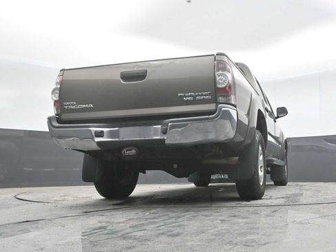 Used 2013 Toyota Tacoma PreRunner w/ SR5 Pkg RWD image 31