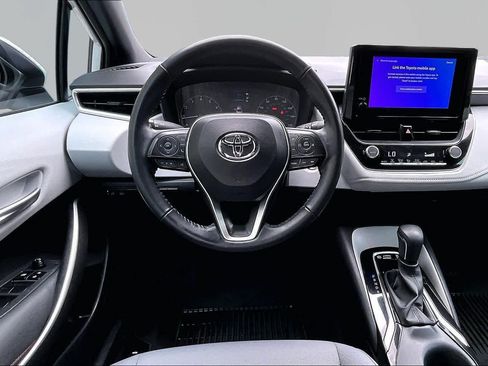 Used 2024 Toyota Corolla SE FWD image 6