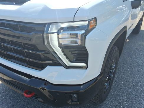 New 2026 Chevrolet Silverado 2500 LTZ w/ LTZ Plus Package AWD/4WD image 12