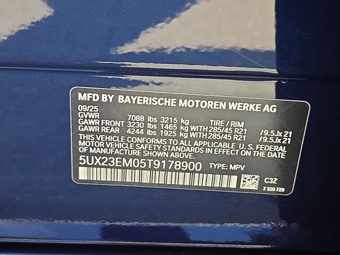 Used 2026 BMW X7 xDrive40i w/ M Sport Package image 10