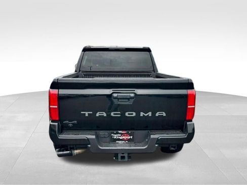 Used 2025 Toyota Tacoma SR5 AWD/4WD image 6