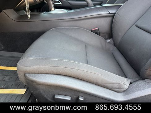 Used 2015 Chevrolet Camaro LT RWD image 11