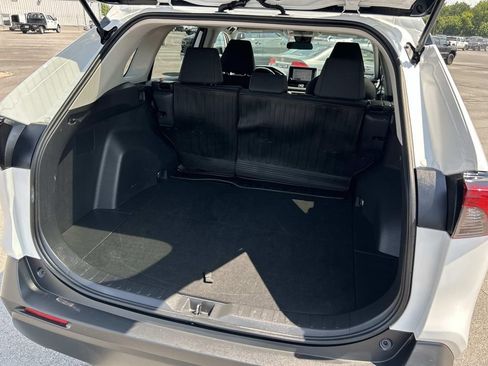 Used 2025 Toyota RAV4 LE AWD/4WD image 14