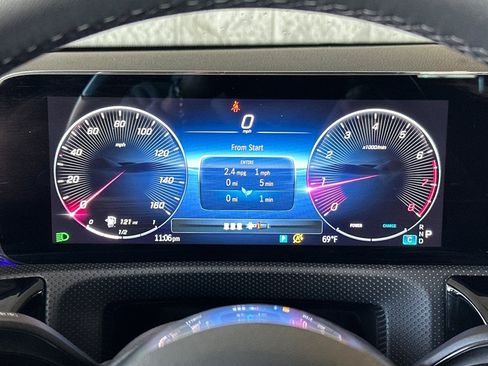 Used 2025 Mercedes-Benz CLA 250 image 20
