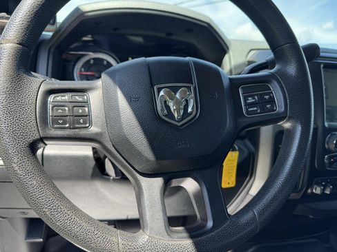 Used 2016 RAM 2500 Tradesman w/ Chrome Appearance Group AWD/4WD image 15