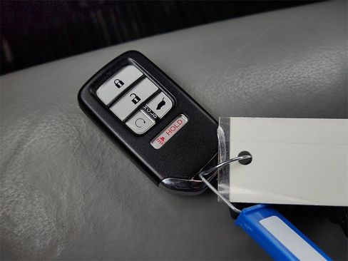 Used 2017 Honda Pilot EX-L image 31