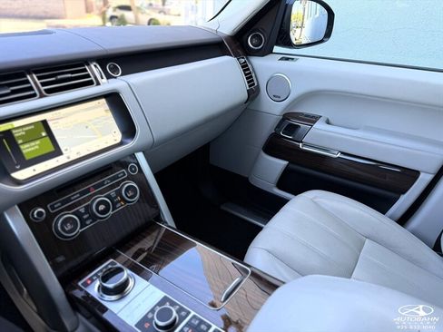 Used 2017 Land Rover Range Rover HSE AWD/4WD image 12