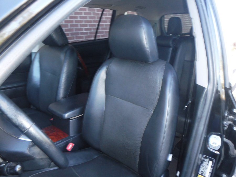 Used 2013 Toyota Highlander Limited AWD/4WD image 28