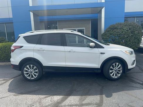 Used 2017 Ford Escape Titanium FWD image 8