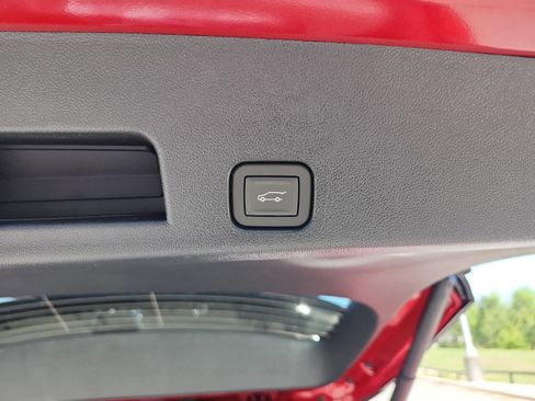 New 2026 Buick Enclave Sport Touring w/ Power Package FWD image 9