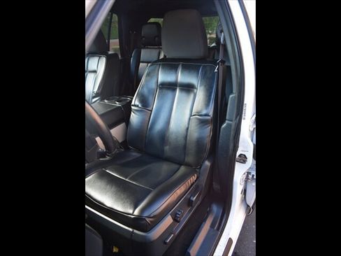 Used 2017 Ford Expedition XL AWD/4WD image 15