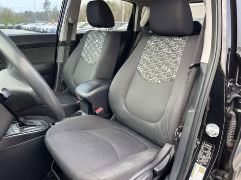 Used 2011 Kia Soul + w/ Audio Pkg FWD image 26