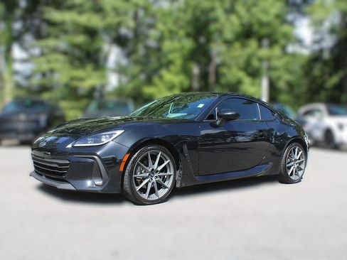 Used 2023 Subaru BRZ Limited RWD image 3
