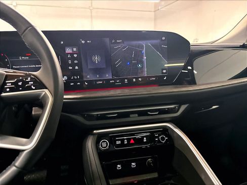 Used 2025 Audi Q5 Premium AWD/4WD image 9