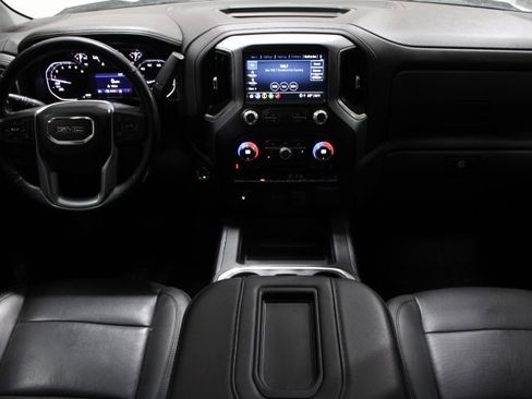 Used 2021 GMC Sierra 1500 SLT image 32