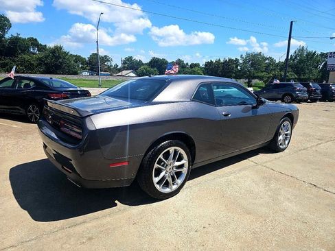 Used 2022 Dodge Challenger GT image 3