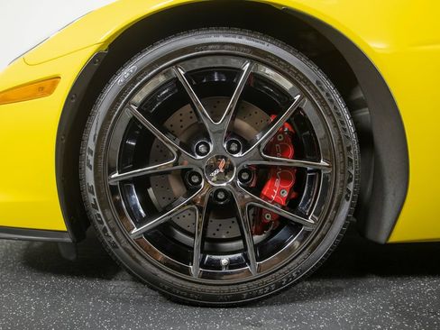 Used 2006 Chevrolet Corvette Z06 RWD image 17