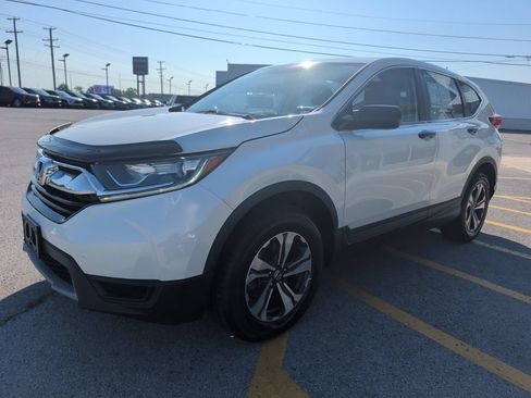 Used 2018 Honda CR-V LX image 3