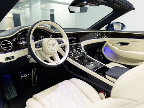 New 2026 Bentley Continental GTC AWD/4WD image 40