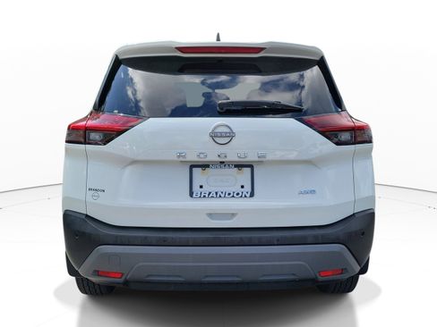 Used 2023 Nissan Rogue S AWD/4WD image 8