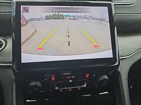 Certified 2023 Jeep Grand Cherokee L Limited image 33